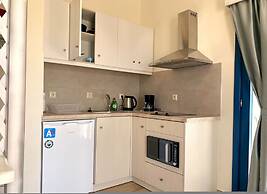 Michail Suites Afiartis Vatha