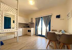 Michail Suites Afiartis Araki