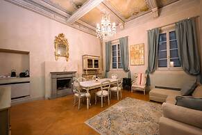 Tuscan Palace - Avignonesi