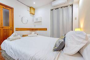 Benny s Seaside Escape Sliema