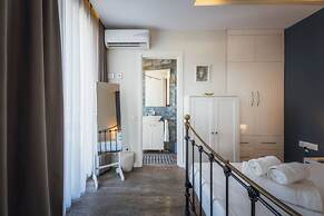 Balanzone s Creative Penthouse