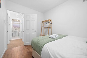 Modern 3-bedroom Home With Garden