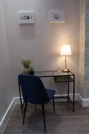 Quaint Retreat in Sherborne s Historic District