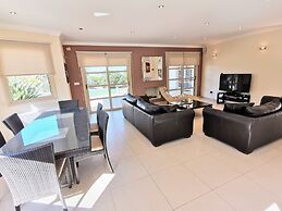 Orchard Blossom Private Villa With Pool