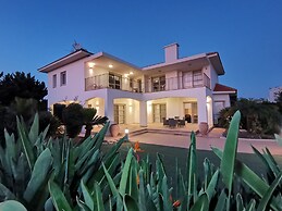 Orchard Blossom Private Villa With Pool