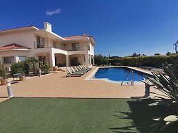 Orchard Blossom Private Villa With Pool