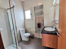 Orchard Blossom Private Villa With Pool