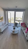 Central Wembley 2BR Modern Clean Connected