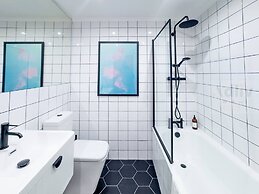Stunning Chapel Margate Hideaway by Adliv