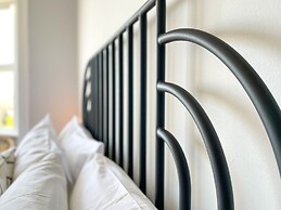 Old Town Trinity Apt No 4 By Adliv