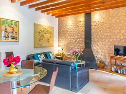 Beautiful Mallorcan Villa With Pool in Soller