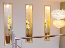 Victoria City Center 2 Downtown Luxury Duplex