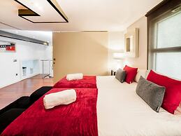 Victoria City Center 2 Downtown Luxury Duplex