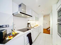 Victoria City Center 1 Downtown Luxury Duplex