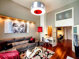 Victoria City Center 1 Downtown Luxury Duplex