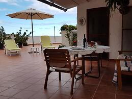 Tico con Gran Terraza en el Risco de Agaete