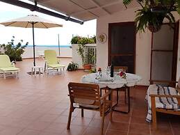 Tico con Gran Terraza en el Risco de Agaete