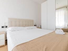 Maka Beach Apartment V