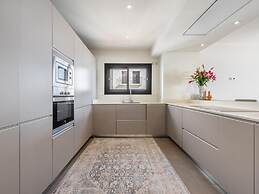 Puerto Banus Harbour Apartment