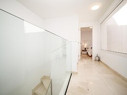 Villa Nirvana