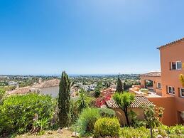 Los Belvederes a Spacious and Luxury Apartment