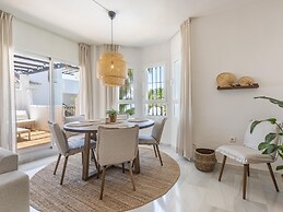 Los Naranjos Beautiful 1 Bedroom Penthouse