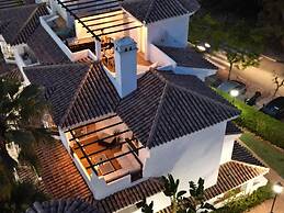 Los Naranjos Beautiful 1 Bedroom Penthouse