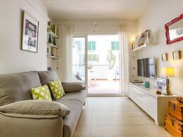 Cuban Green Terrace in Sitges