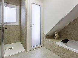 Sitges Centre Mediterranean House 5 Bedroom