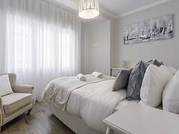 Sitges Centre Mediterranean House 5 Bedroom