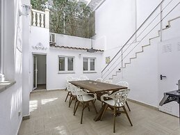 Sitges Centre Mediterranean House 5 Bedroom
