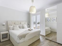 Sitges Centre Mediterranean House 5 Bedroom