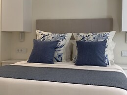 Sitges Spaces Oasis Suites