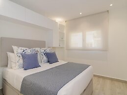 Sitges Spaces Oasis Suites