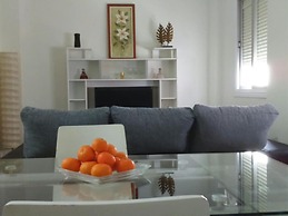Luminous Flat in Great Location