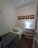 Luminous Flat in Great Location