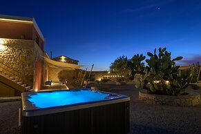 Casa Farlisa Ancient Baglio With Pool and Jacuzzi