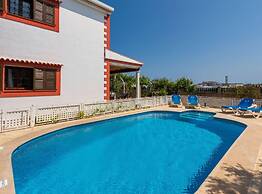 Villa Tortugas Charming House With Views