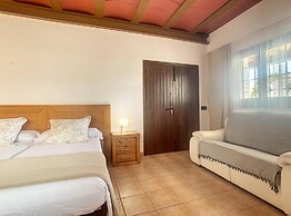 Villa Tortugas Charming House With Views