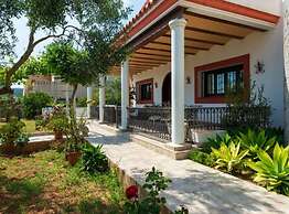 Villa Tortugas Charming House With Views