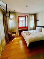 Galata Port Flats Chakra 2