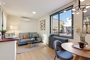 Rambla Paris Attic Apartment