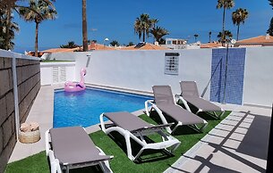 Villa Orqu dea in Callao Salvaje