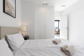 Sunset Top Floor Apartment Higueron