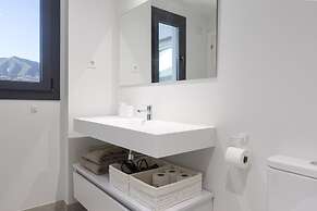 Horizon Top Floor Apartment Higueron