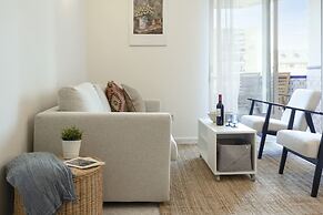 Beachfront Apartment With Seaview Terrace
