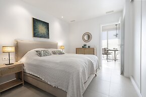 Premium Garden Suite in Higueron