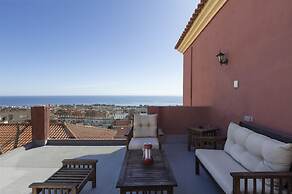 Peaceful Studio Apartment With Amazing Views