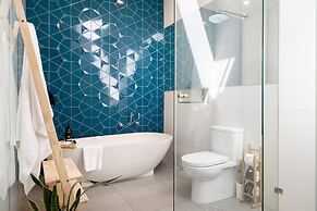 Aquabelle Six - the Perfect Rye Couples Retreat
