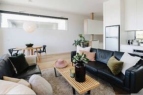 Aquabelle Six - the Perfect Rye Couples Retreat